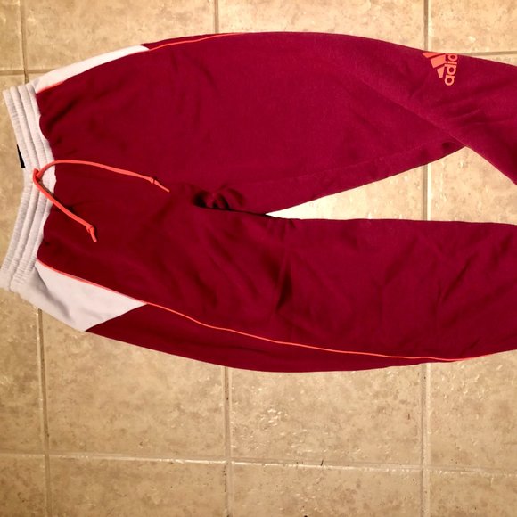 Brand New Adidas loose track pants women's straight leg, 7/8 style - Picture 7 of 10